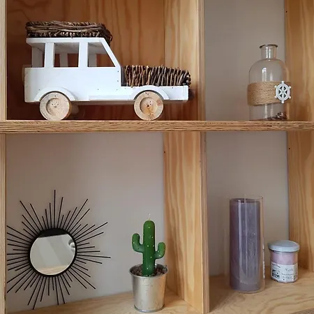 L'arbre Apartment